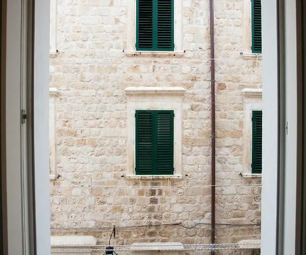 아파트 아파트먼트 마티치 *